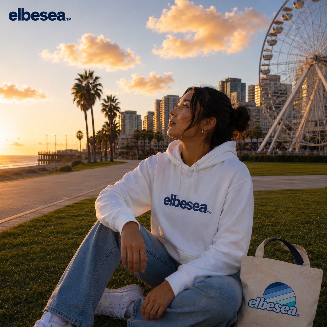 elbesea Logo Hoodie